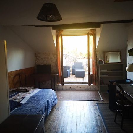 Chambres Avec Salle De Bains Et Cuisine En Centre Ville Argenton Sur Creuse Екстериор снимка