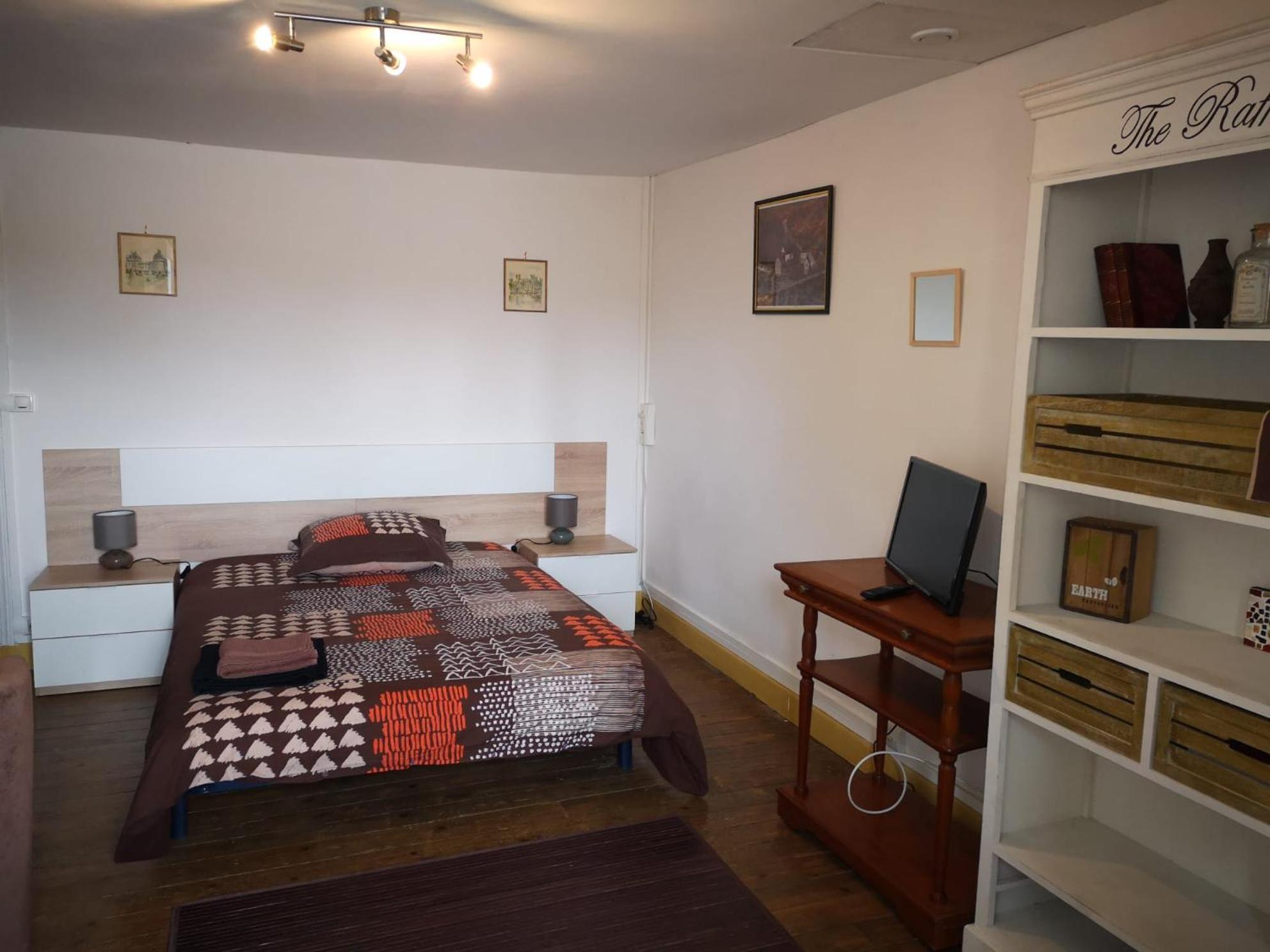 Chambres Avec Salle De Bains Et Cuisine En Centre Ville Argenton Sur Creuse Екстериор снимка