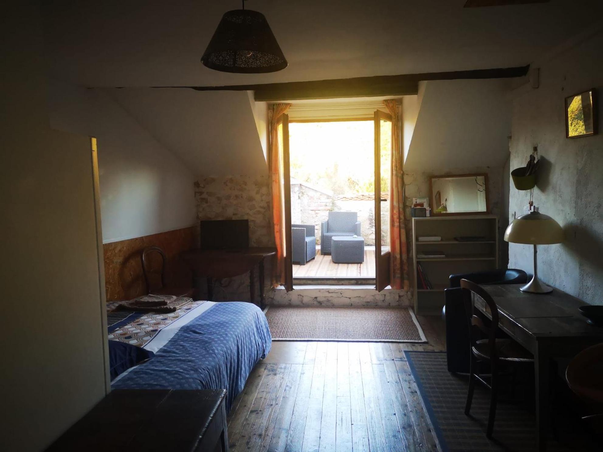 Chambres Avec Salle De Bains Et Cuisine En Centre Ville Argenton Sur Creuse Екстериор снимка